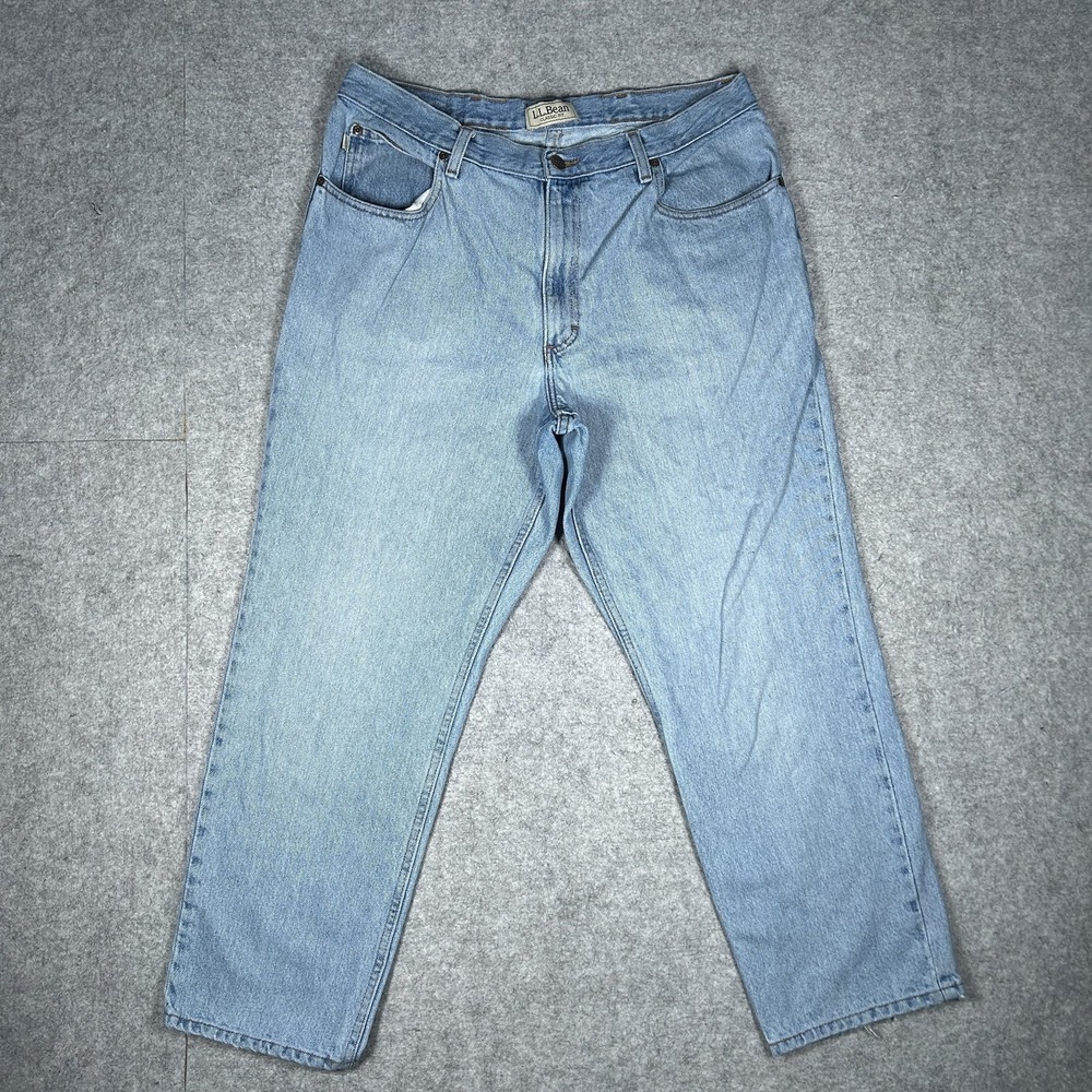 Vintage L.L.Bean Classic Fit Denim Jeans Mens 32x26.5 Light Wash Blue 90s Baggy